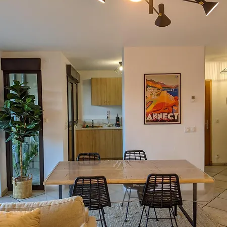 Apartment Alexandrin
