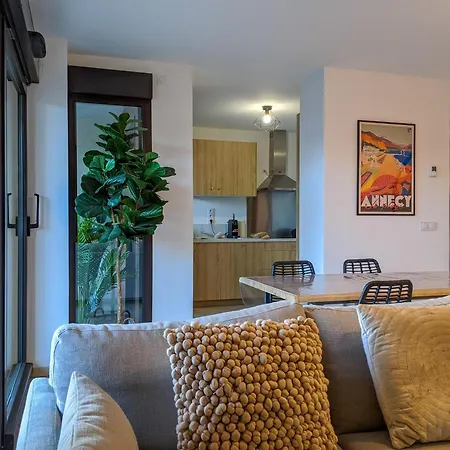 Alexandrin Apartment *